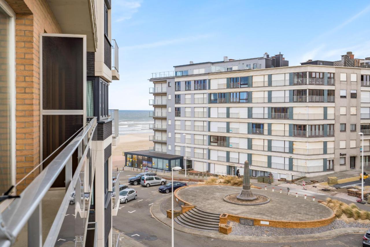 Ferienwohnung Luxurious And Unique Design App Centre Koksijde Exterior foto